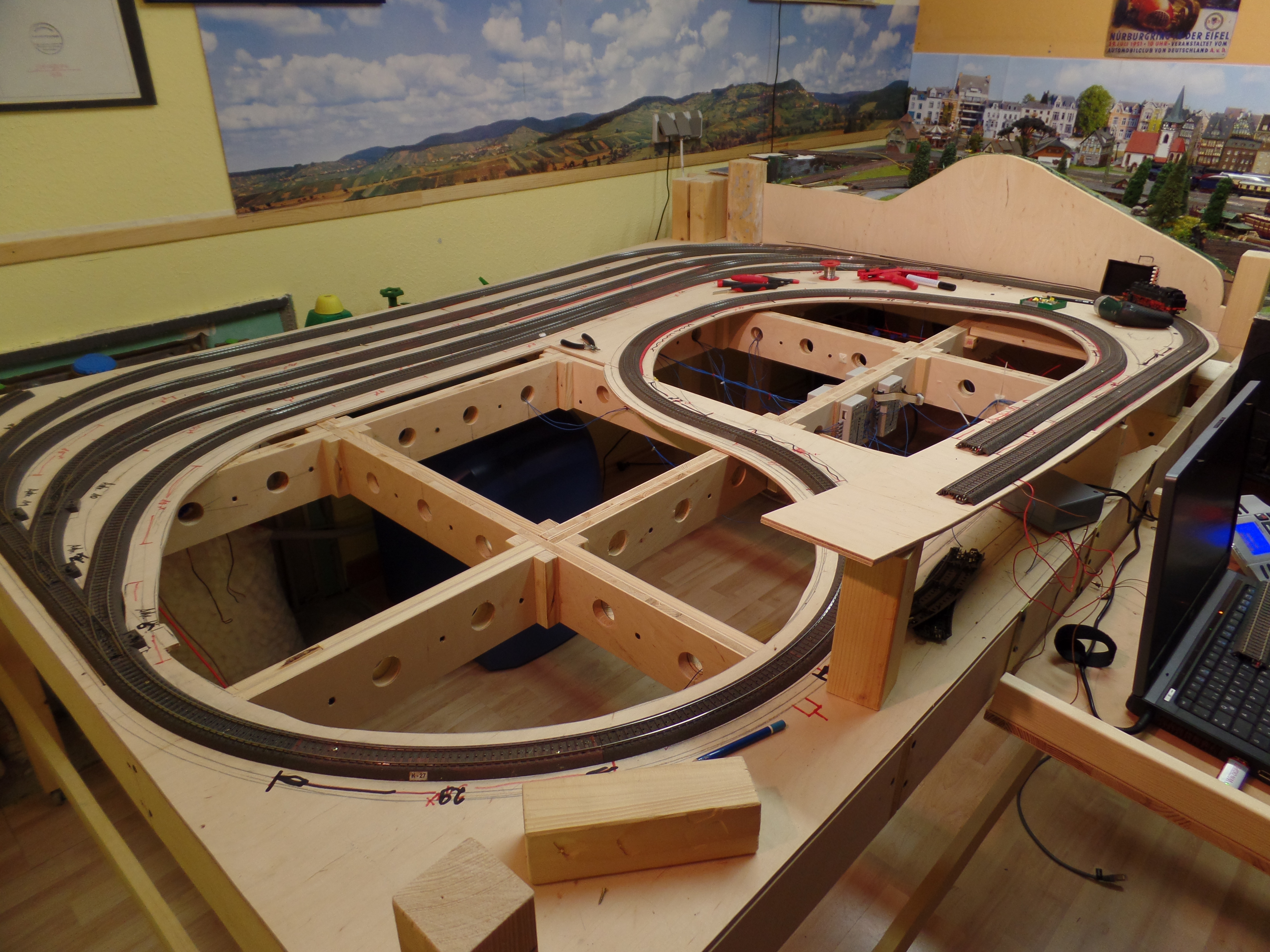 der neue Schattenbahnhof